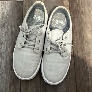 EUC Cute under armor  shoes🔥